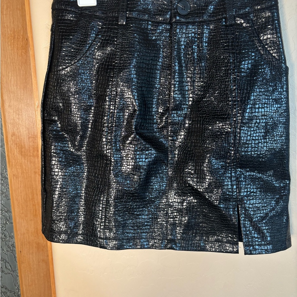 SHEIN SMALL animal print leather skirt